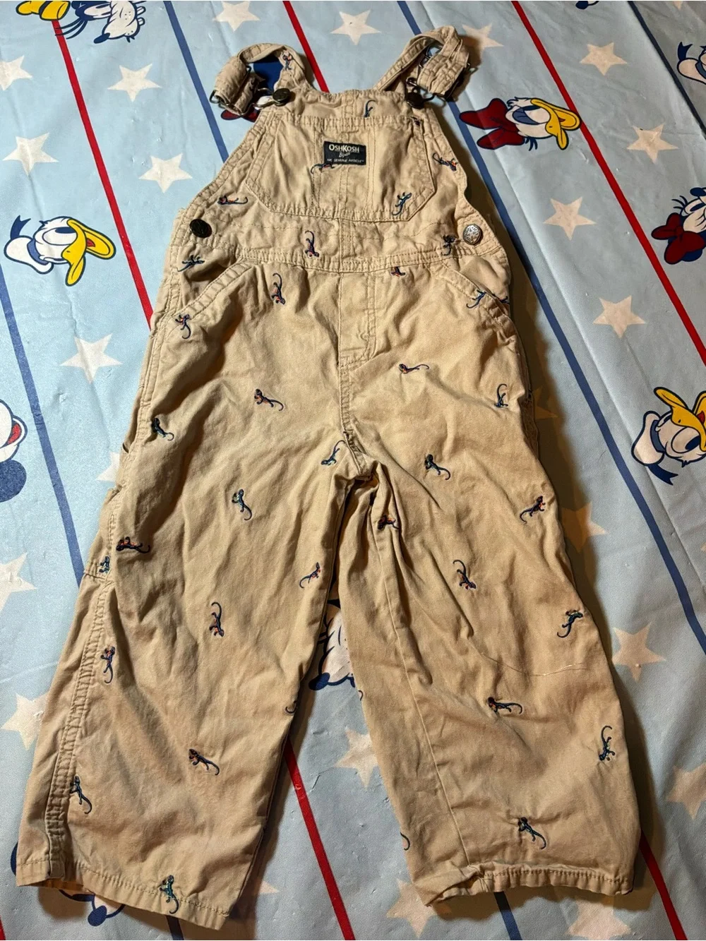 Oshkosh b’gosh overalls lizard pattern size 3t
